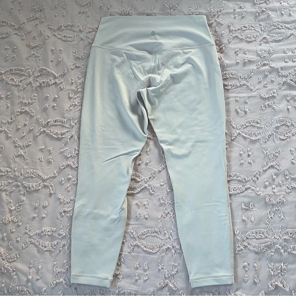 Lululemon Align Pant II 25” Feather Pink Size 12 - Picture 3 of 5